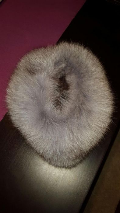 Caciula de blana de vulpe argintie