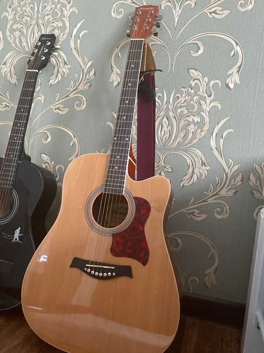Продается электроакустическая гитара