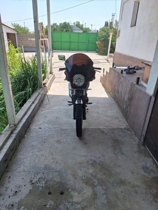 Мотоцикл Рейсер 250 кубов