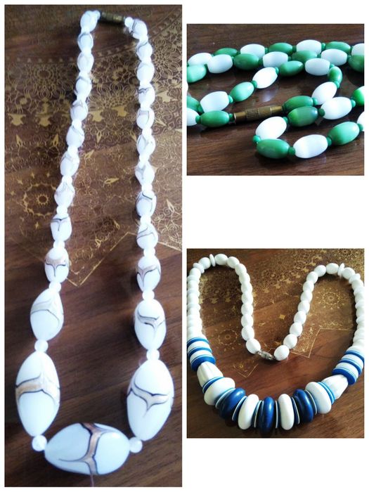 Продам  чешские бусы и ожерелье