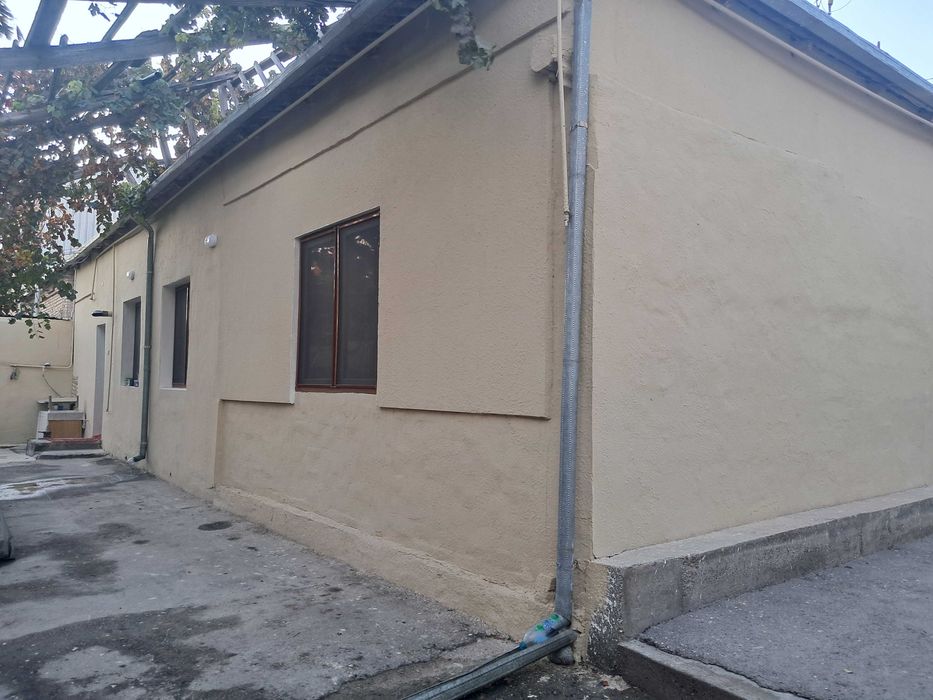 Эски автовакзал 3 сотик барча кулайликларга эга участка сотилади