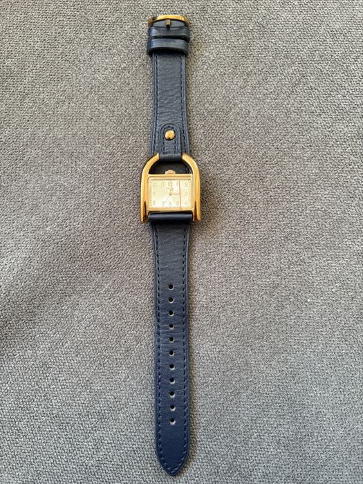 Елегантен дамски часовник FOSSIL - стил и класа за всеки ден