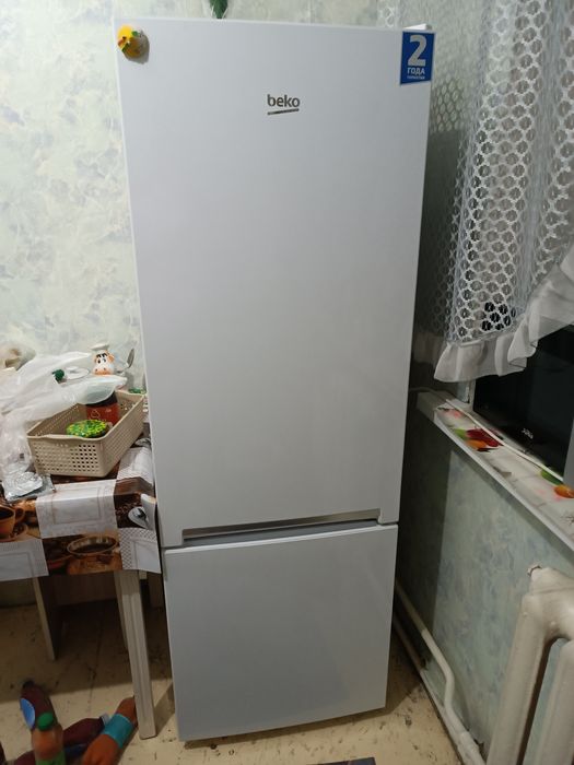 Продам холодильник.В отличном состоянии.