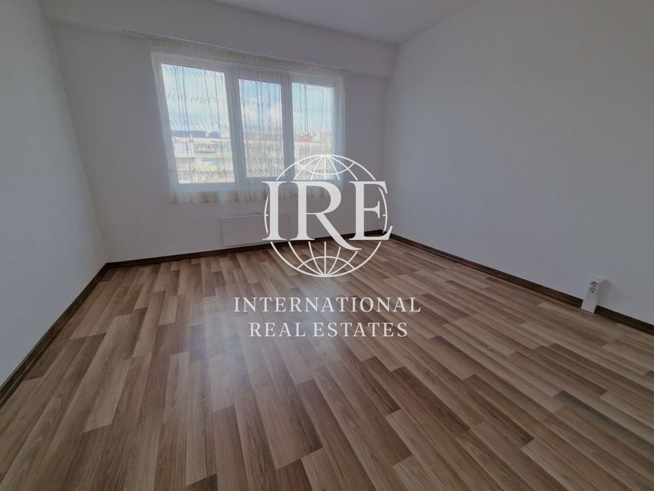 Продава се Четиристаен апартамент в Варна, Левски - 86 кв.м за 1311 €/кв.м - Снимка #8