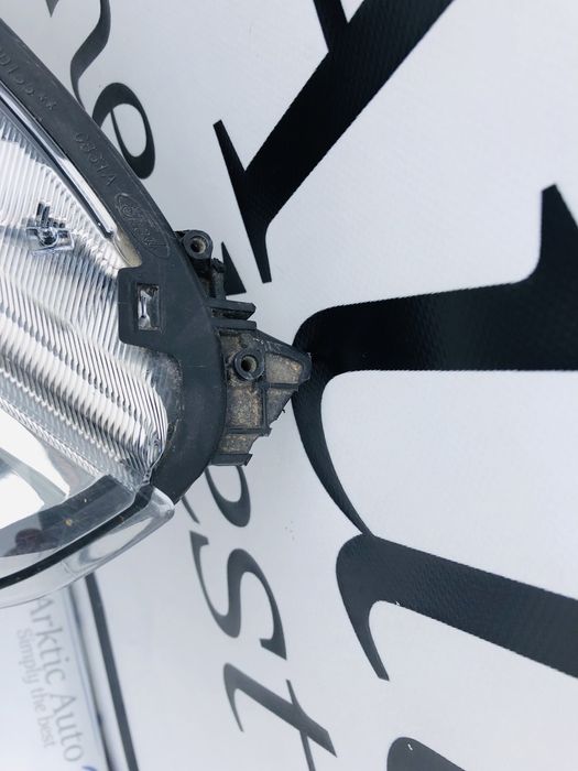 Far stânga cu lupa Ford kuga după 2016 cod GV41-13W030-CJ