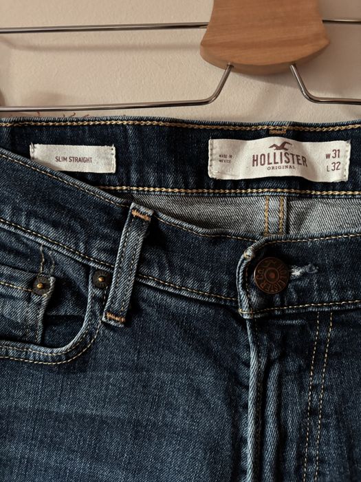 Прави мъжки дънки Hollister