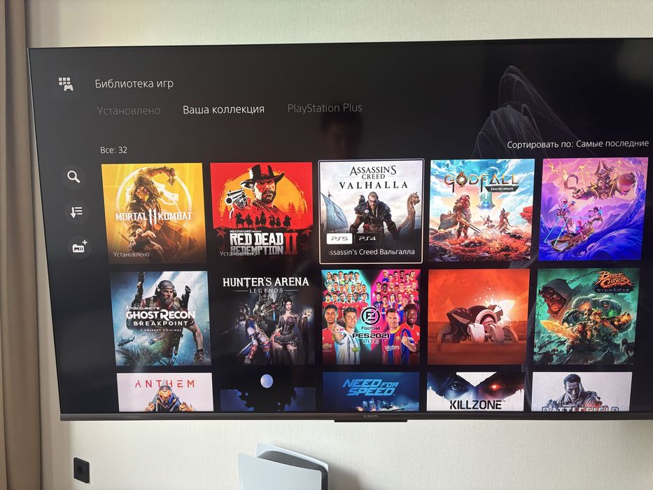 Продам ps5 с двумя джостиками и играми