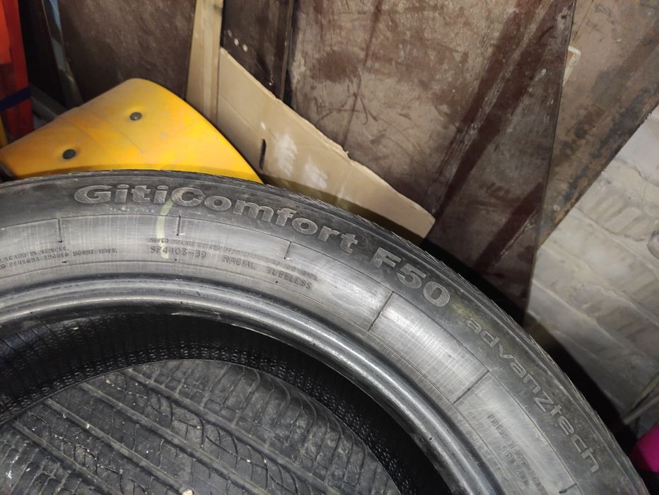 Продам шины 215/55/18