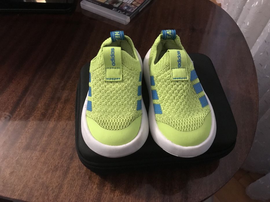 Детски маратонки 23н adidas