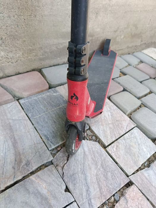 Трюковый самокат CHILLI Pro