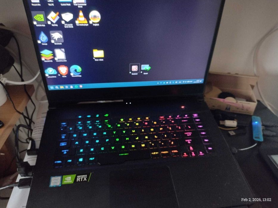 Laptop gaming Assus GX502GW, 32GB RAM, GFORCE RTX2070, 1.5TB NVME SSD