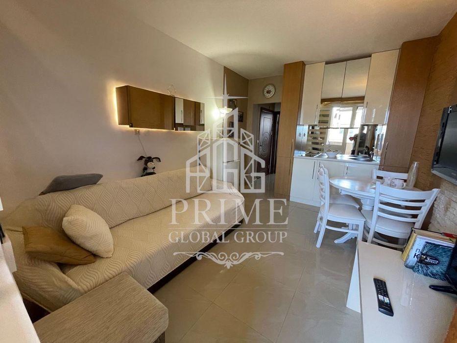 Продава се Двустаен апартамент в к.к. Слънчев бряг - 51 кв.м за 1491 €/кв.м - Снимка #3