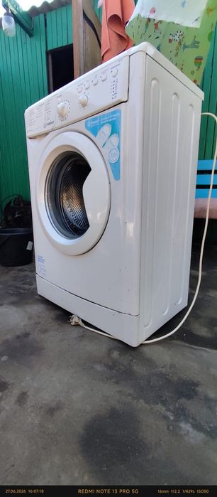 Продам стиральную машинку