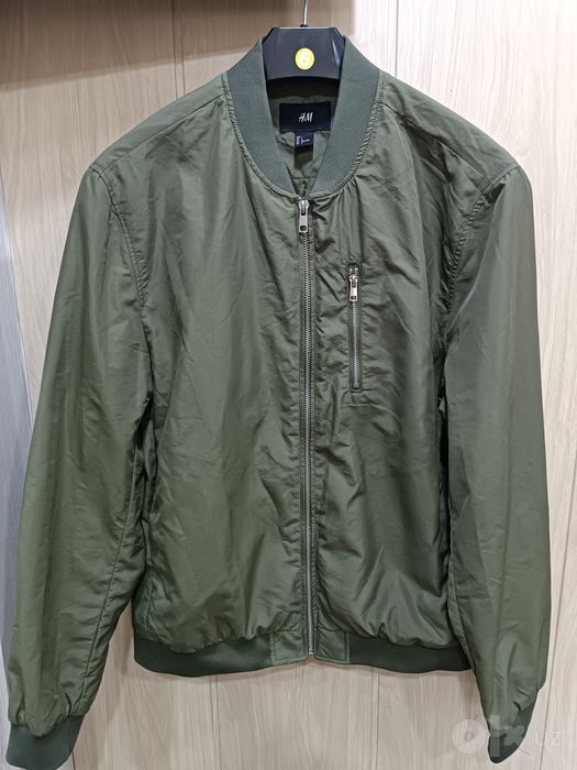 Оригинальная ветровка H&M