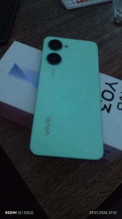 Телефон Vivo yo3
