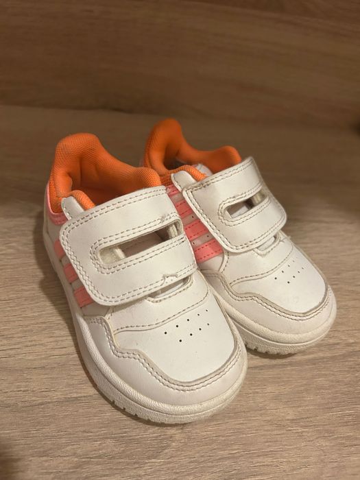 Детски маратонки Адидас 21 номер