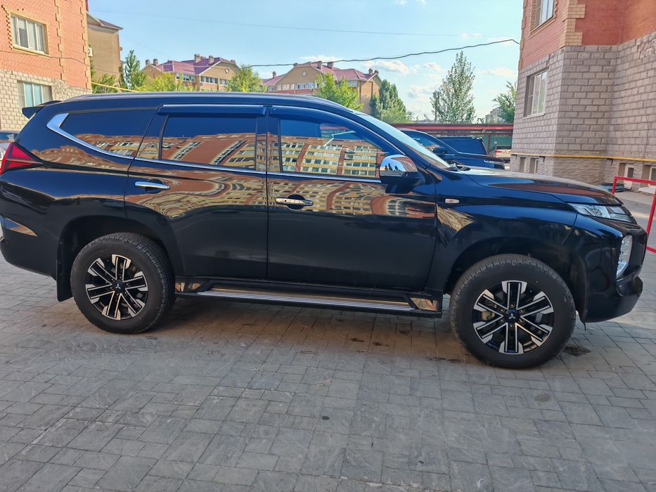 Митсубиси монтеро спорт