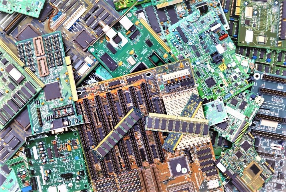 Қара темір қабылдаймыз самавызов бар алып кетеміз