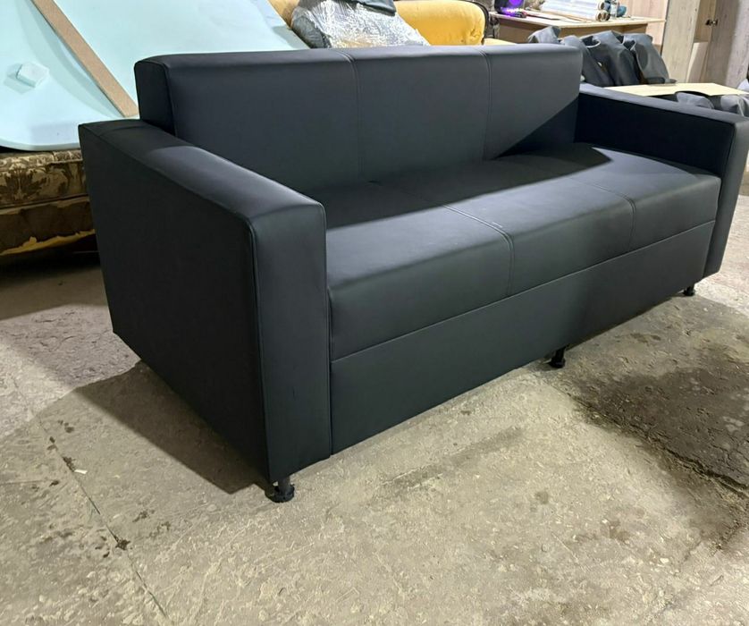 Продам диван размер 2 метр