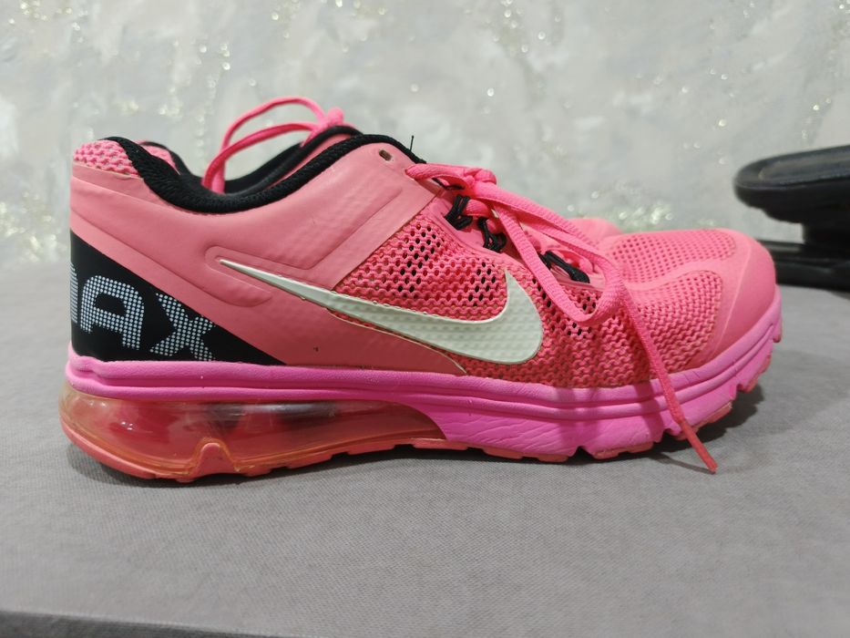 Оригинал nike 150.000