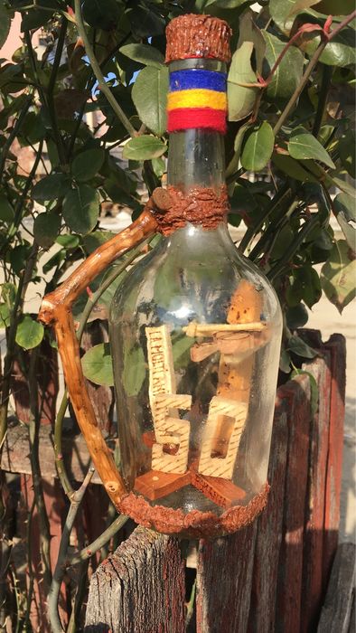 Sticle artizanale cu lemn sculptat interior Cadou!