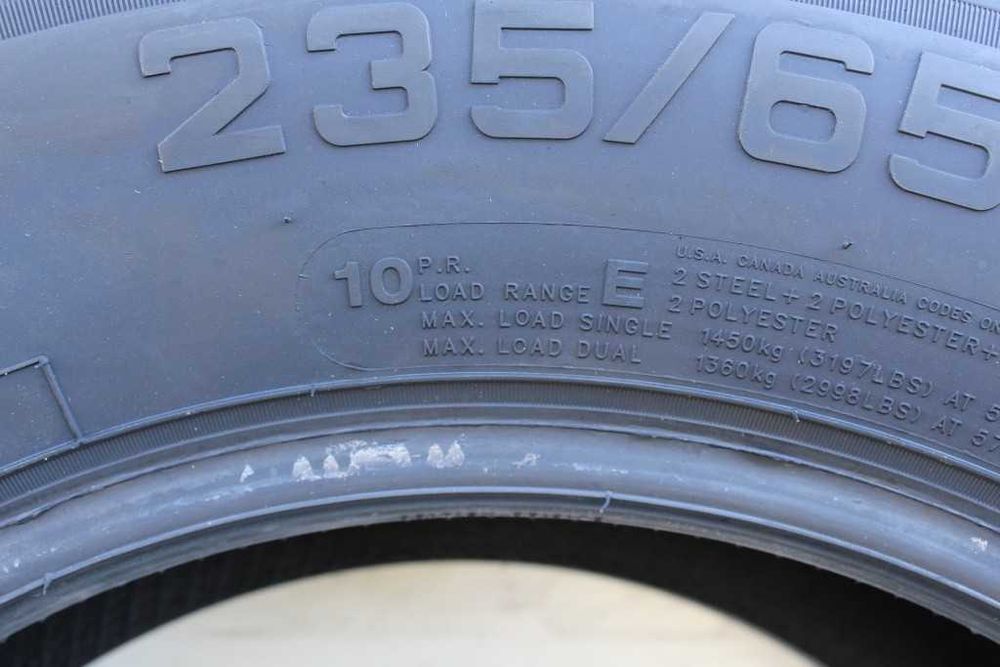 Anvelope vara noi 235/65R16C 121/119R, 10PR, RoadX