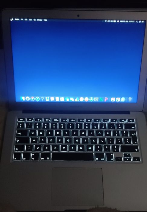 Продавам MacBook air