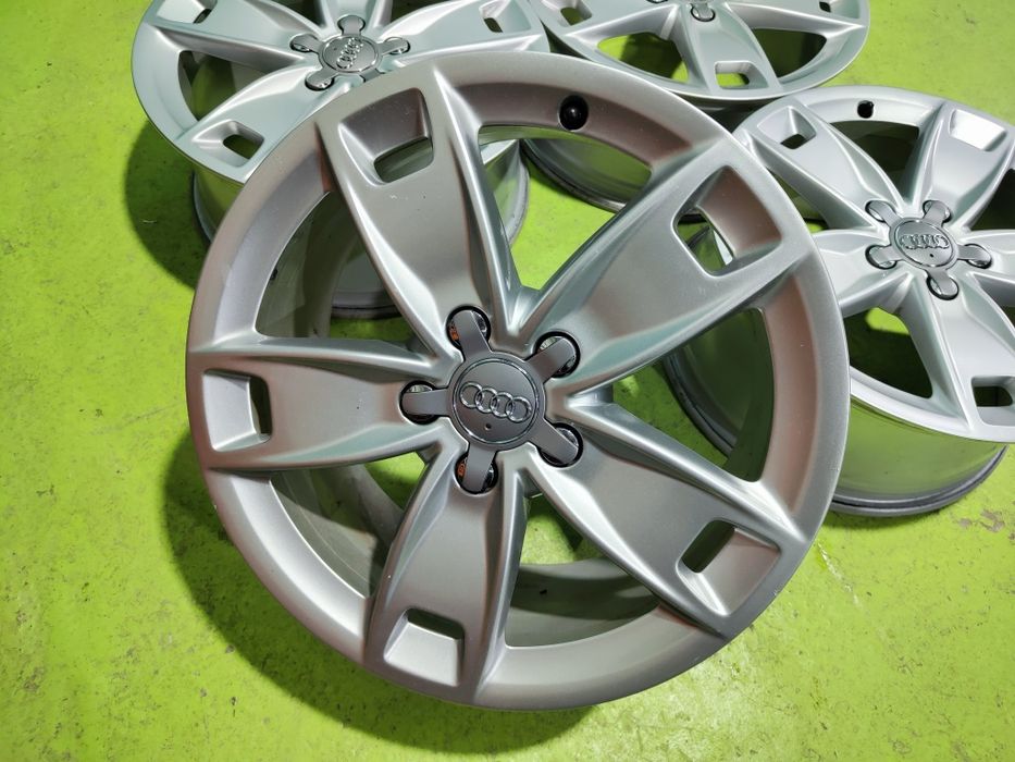 17 5x112 Audi a3 лети джанти 5х112 Ауди а3