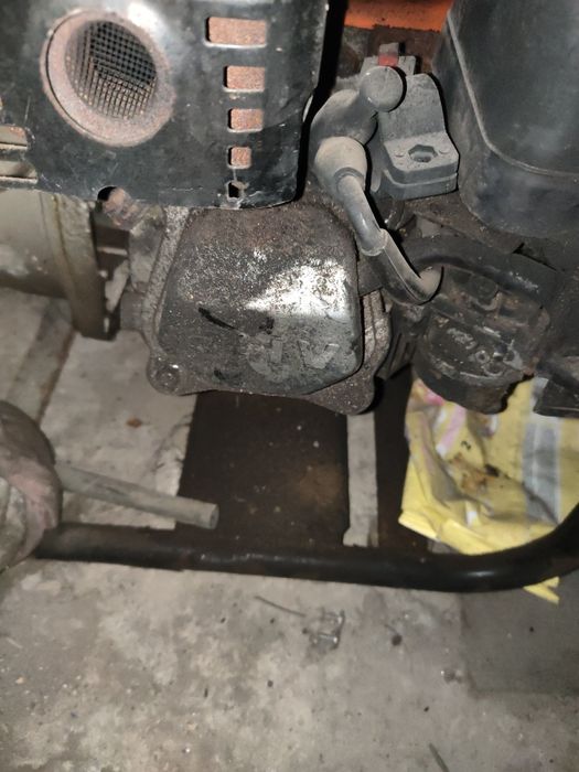 Продам генератор бензиновый