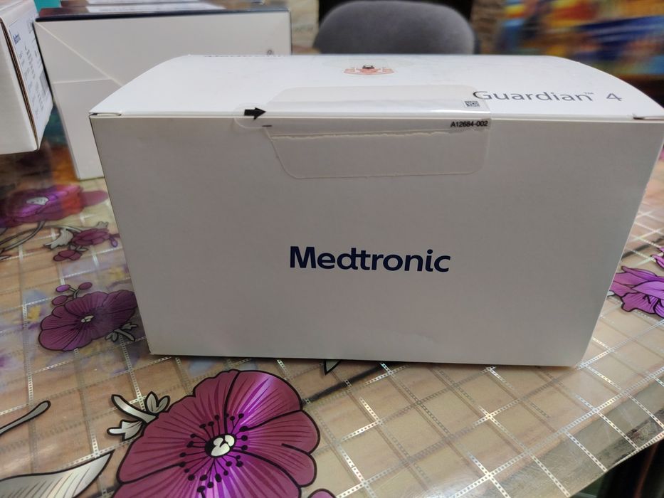 Transmitator Medtronic Guardian 4- Senzor Glicemie și Senzori Medtronic Guardian 4