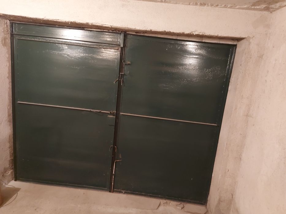 Дава се под наем Гараж / Паркомясто в Стара Загора, Център - 18 кв.м за 66.3 € - Снимка #2