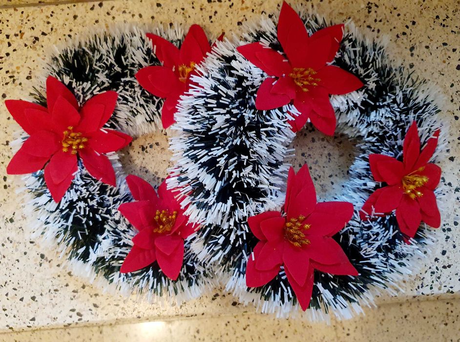 Продавам  Коледна  украса