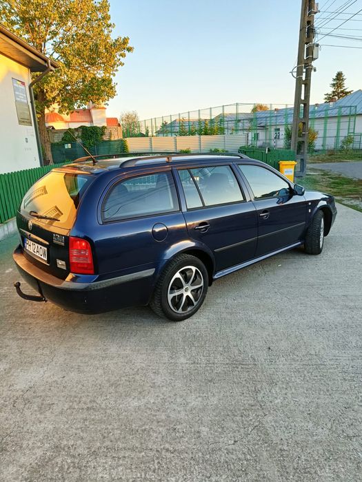 Skoda Octavia 1.6 benzina