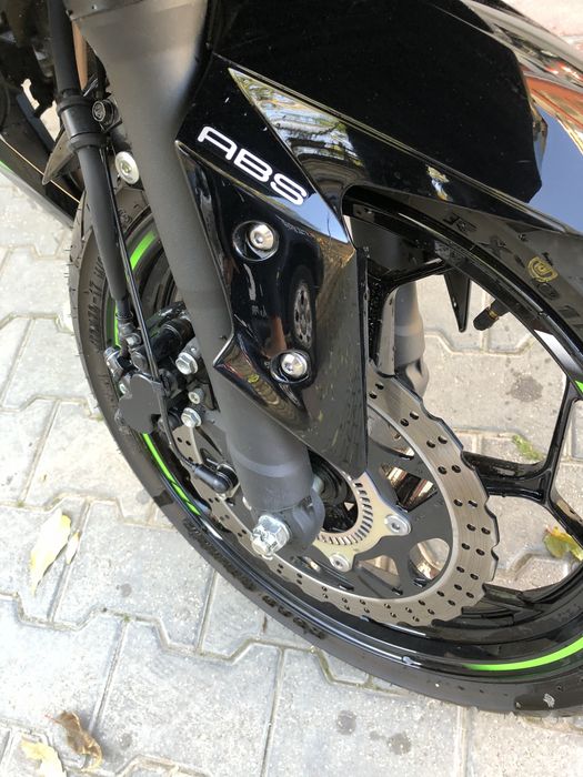 Pachet : Kawasaki Ninja 300 ABS  + Merida One Twenty 7 XT Edition