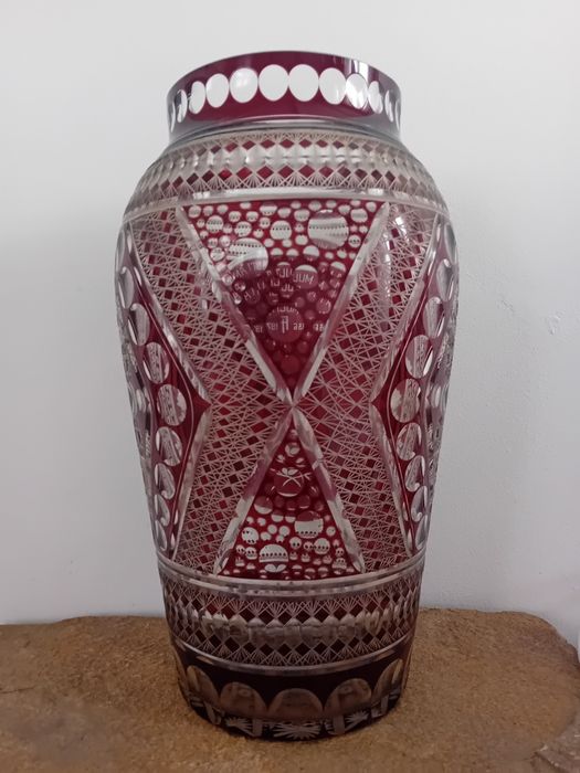 Vază rubin hand made.