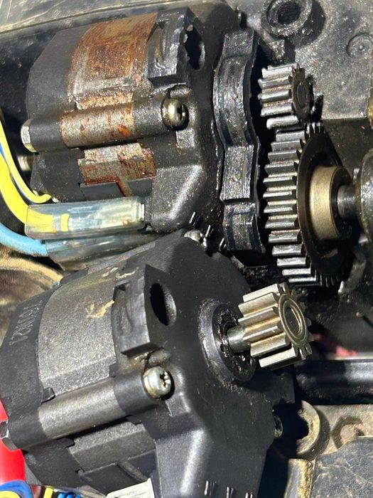 Reparatii masini legat fier Max