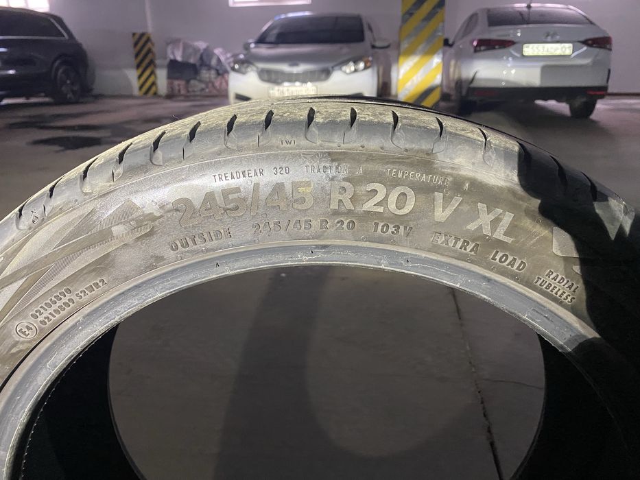 Продам шины Continental r20