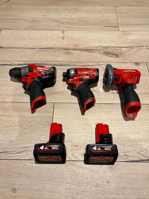 Milwaukee комплект