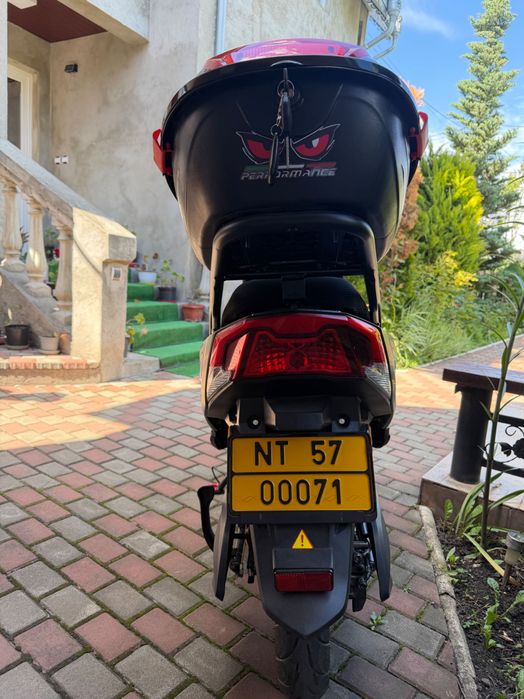 Vând scuter electric, 2000W, an 2026, viteza 25km/h/nu necesita permis de conducere