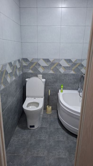 Сдаю суточные квартира 1/8/8 Кадышева Яшнобод 400000 сум