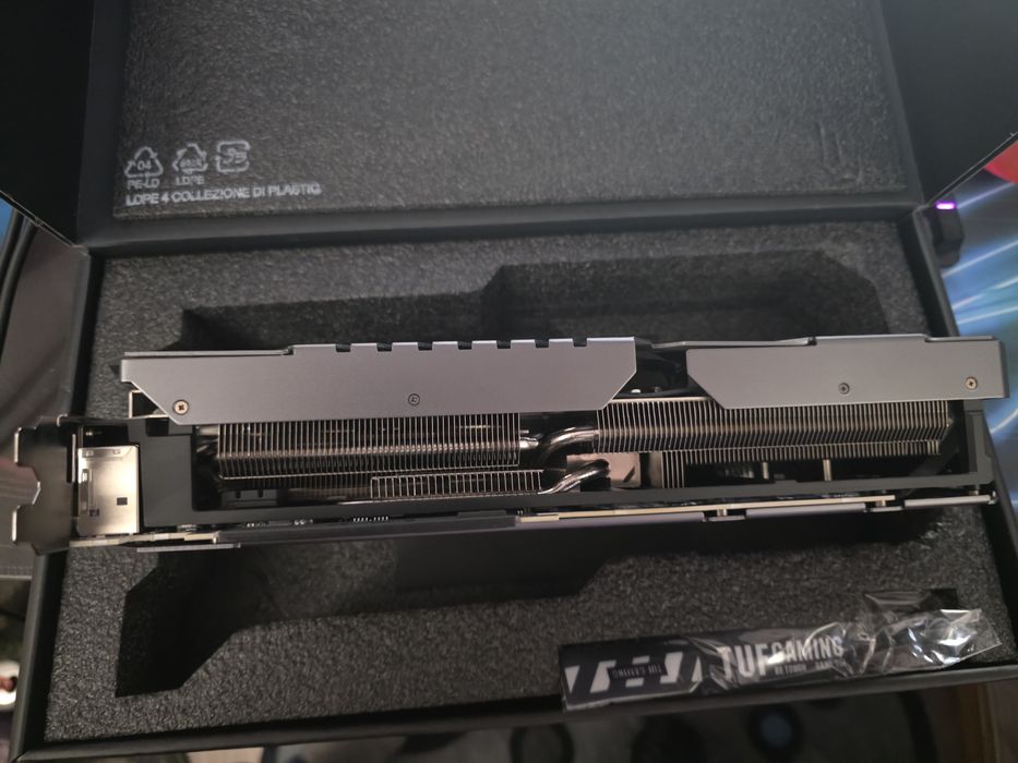 Продам Rtx 4070 ti super 16gb