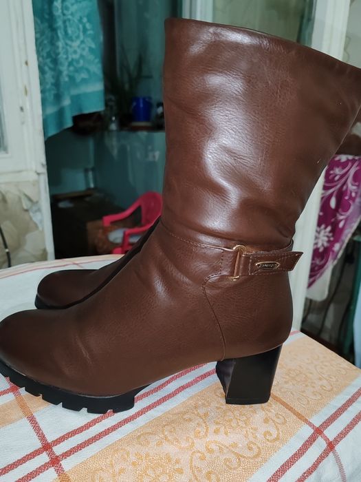 Сапоги женские на меху