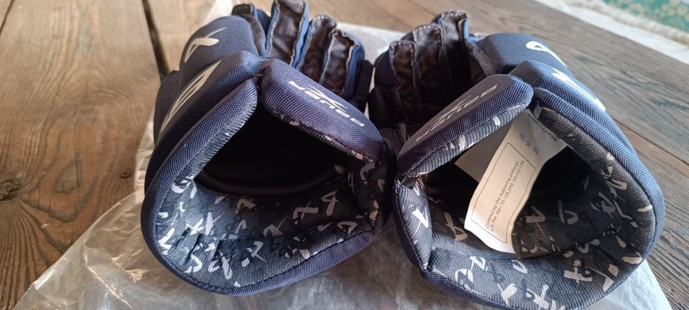 Перчатки BAUER nexus