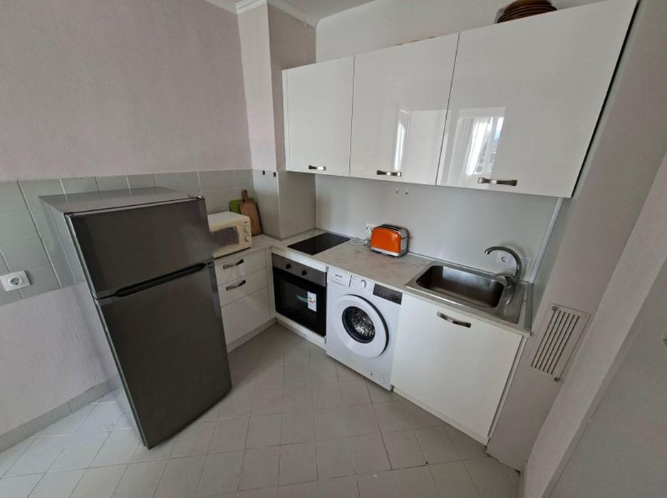 Дава се под наем Двустаен апартамент в София, Люлин 10 - 50 кв.м за 599 € - Снимка #1