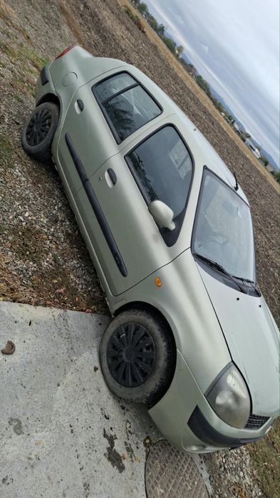 RENAULT Clio 2002 — imagine 4