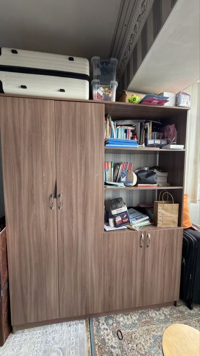 Шкаф в хорошем состоянии.