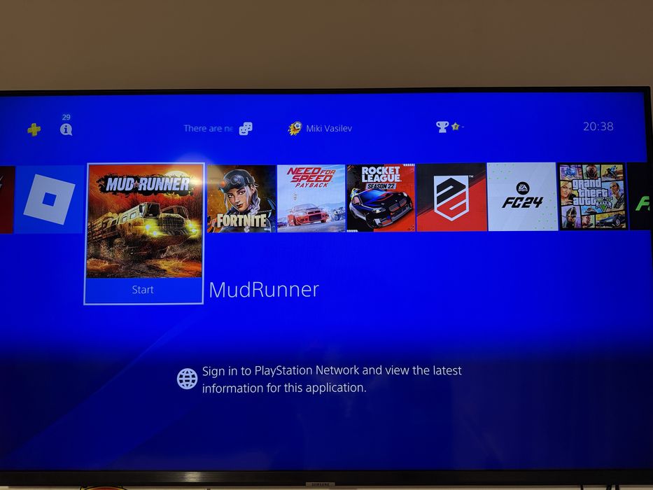 Playstation 4 PRO + 14 игри