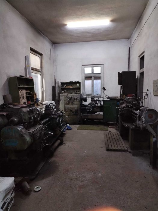 Închiriez Strungărie