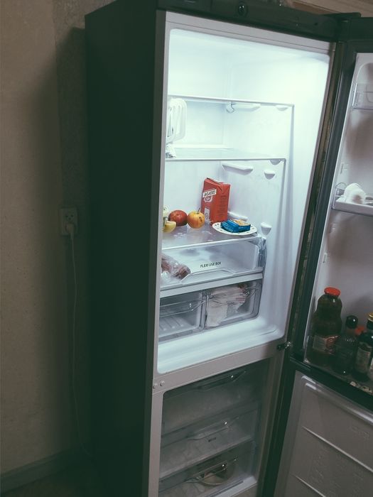 Холодильник indesit
