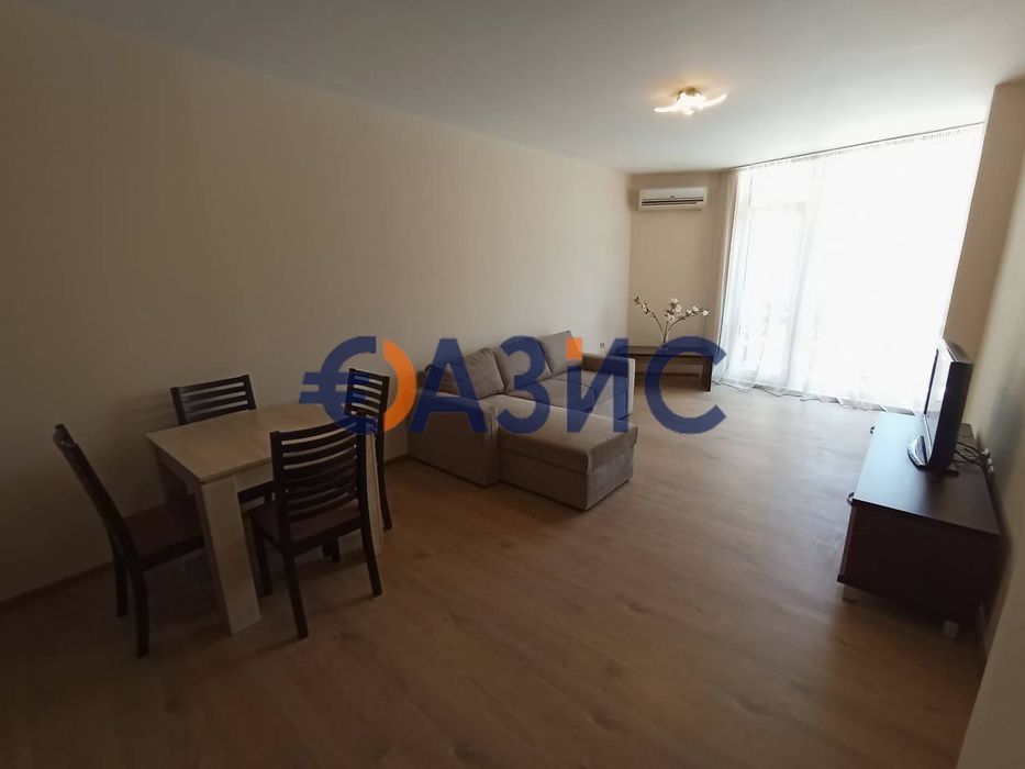 Продава се Двустаен апартамент в Свети Влас - 90 кв.м за 810 €/кв.м - Снимка #4